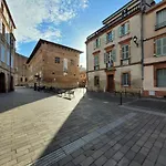 Toulouse - Basilique St-Sernin------- Netflix