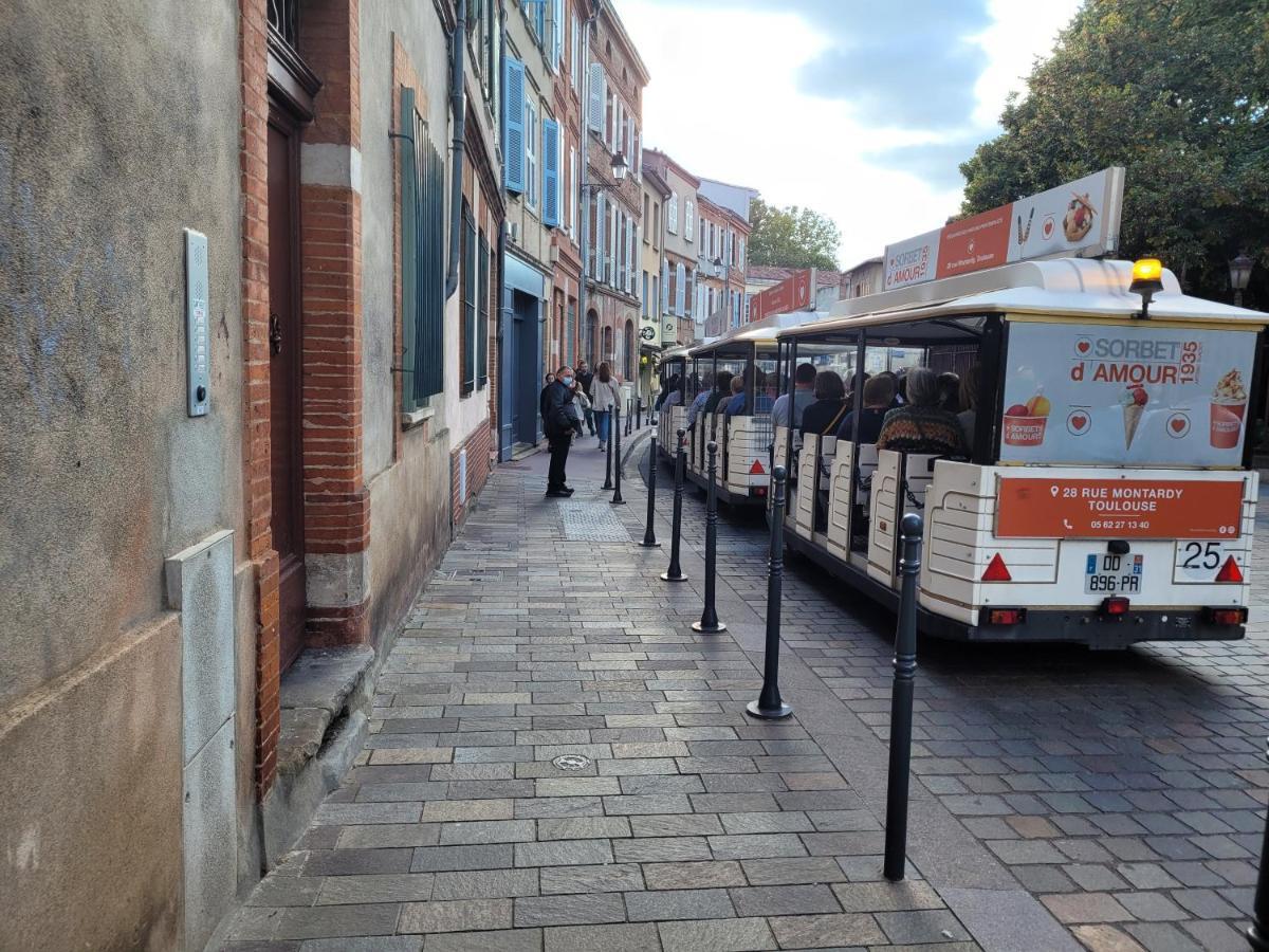 - Basilique St-sernin------- Netflix