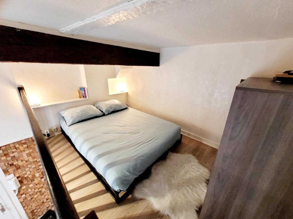 - Basilique St-sernin------- Netflix Apartment Toulouse